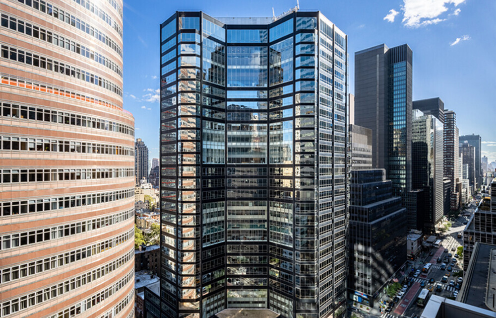 Global Holdings signs Industrious to 28,000 s/f coworking space at 875 Third Ave.